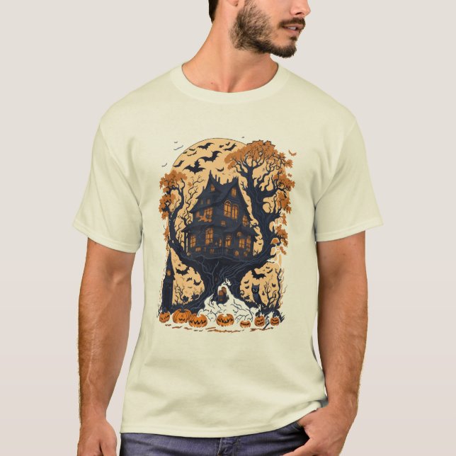 Spooky Halloween Treehouse Men's T-Shirt (Front)