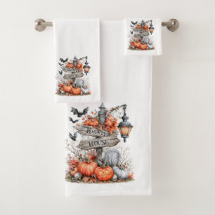 Spooky Haunted House Halloween Bath Towel Set