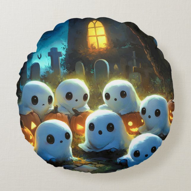 Spooky Night Cemetery Cute Halloween Ghost Round Cushion (Front)