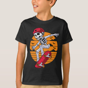 Spooky Skateboarding Skeleton Funny Skater T-Shirt