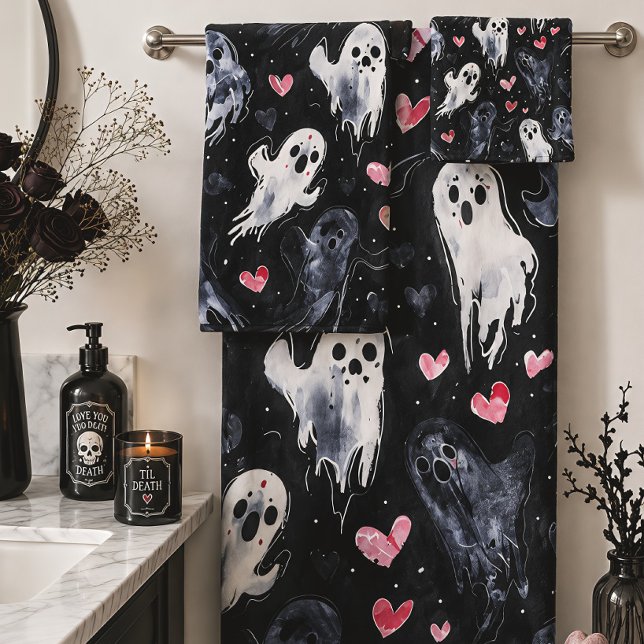 Spooky Valentine Ghosts & Hearts Gothic Bath Towel Set (Creator Uploaded)