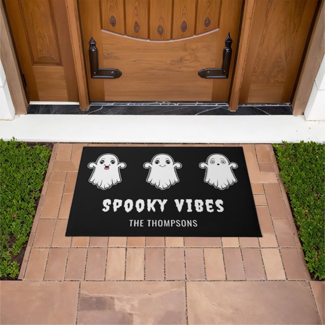 Spooky Vibes Cute Cartoon Ghosts Black Halloween Doormat (Outdoor)