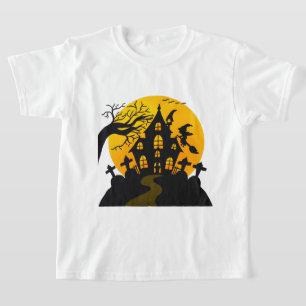 Spooky witch and house Halloween fun  T-Shirt