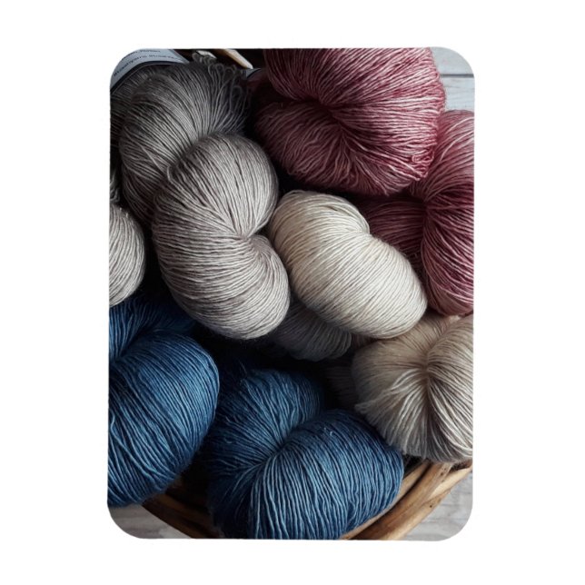 Spools of Craft Yarn in Basket Magnet (Vertical)