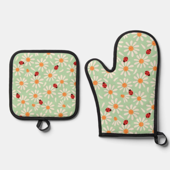 Spring Ladybugs and Daisies Oven Mitt & Pot Holder Set (Front)