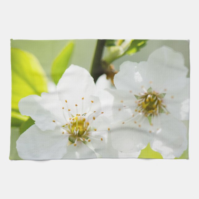 Springtime blooming tea towel (Horizontal)