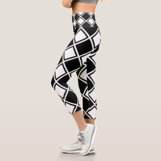Square capri leggings