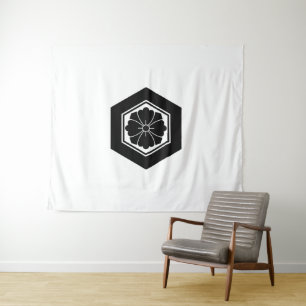 Square flower with Swords in tortoiseshell Tapestry