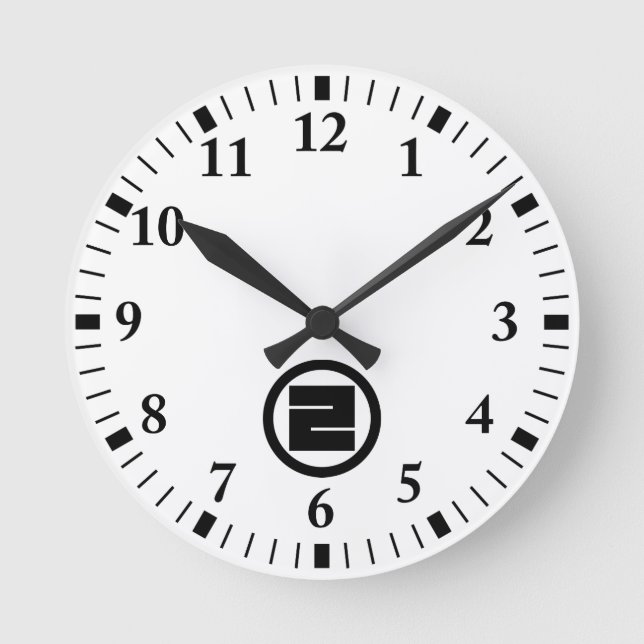 Square kanji character for ONE in circle Round Clock (Front)