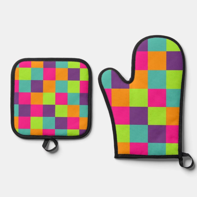 Squares Pattern Oven Mitt & Pot Holder Set (Front)