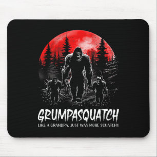 Squatch Funny Bigfoot Dad Sasquatch Yeti Fathers D Mouse Pad