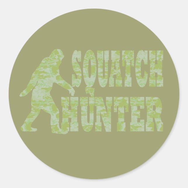 Squatch hunter on camouflage classic round sticker (Front)