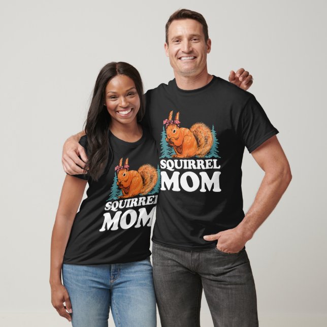 Squirrel Mum T-Shirt (Unisex)