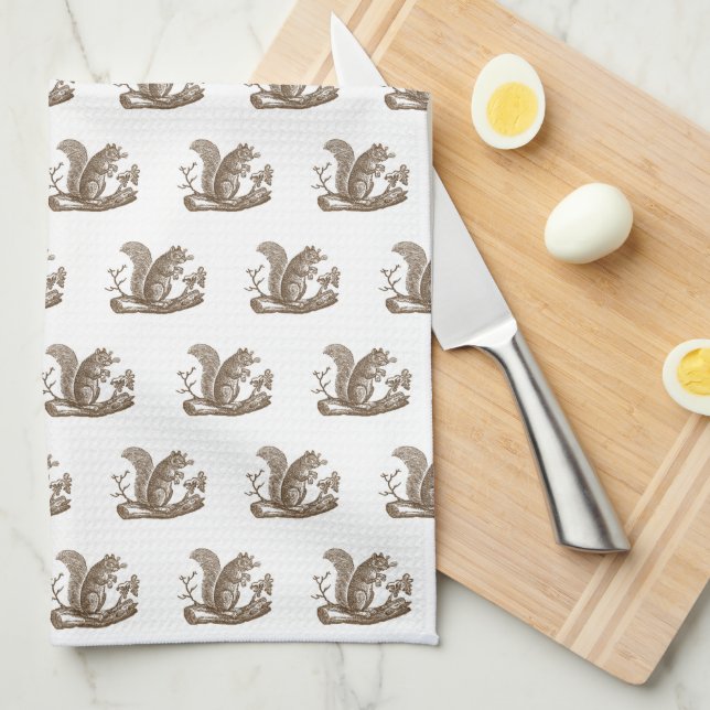 Squirrel Tea Towel (Quarter Fold)
