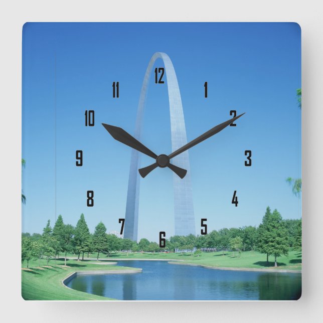 St. LOUIS ARCH Square Wall Clock (Front)