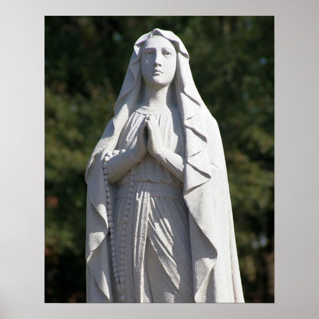 St. Mary in Prayer 16x20 Poster (Front)