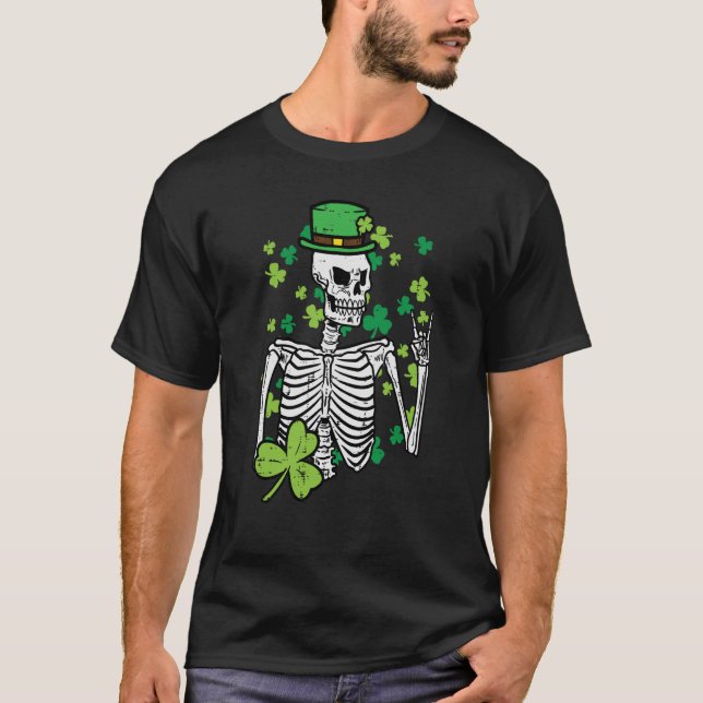 St Patrick Day Skeleton Rock Saint Paddys Rocker M T-Shirt (Front)
