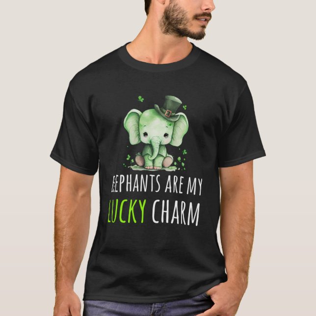 St Patrick s Day Elephant Lucky Charm Leprechaun C T-Shirt (Front)