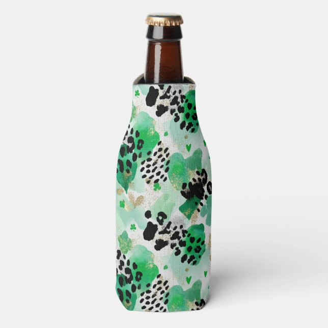 St. Patrick’s Day Green Leopard & Heart Shamrock Bottle Cooler (Bottle Front)