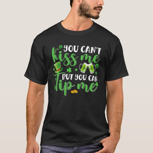 St Patrick s Day Lucky Shamrock Waitress Bartender T-Shirt (Front)