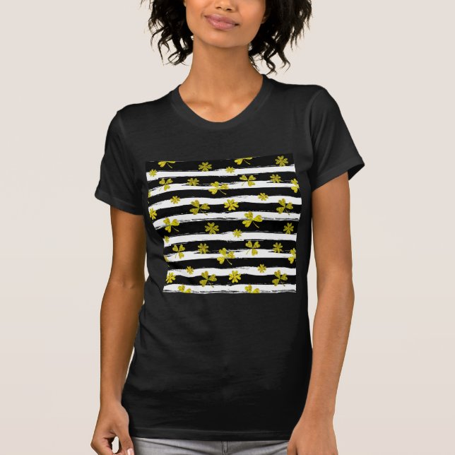st patricks black white clover T-Shirt (Front)