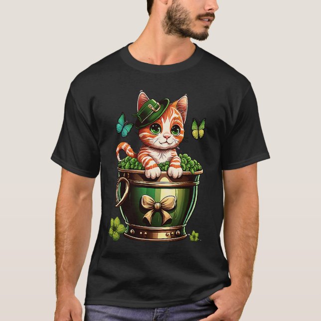 St Patricks Day Cat Leprechaun Hat Pot of Gold Sha T-Shirt (Front)