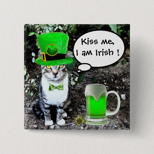 ST PATRICK'S  DAY CAT  WITH GREEN IRISH BEER 15 CM SQUARE BADGE (Front)