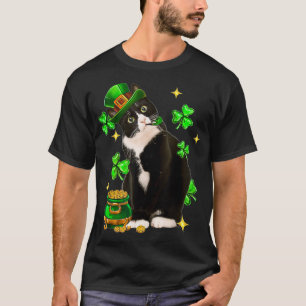 St Patricks Day Cute Tuxedo Cat Shamrock Irish Cat T-Shirt