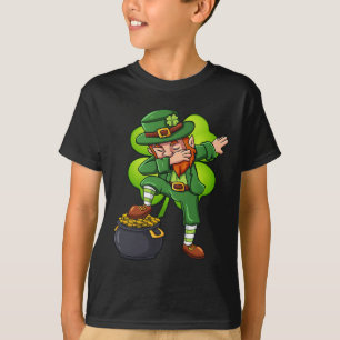 St Patricks Day Dabbing Leprechaun Irish Boys Girl T-Shirt