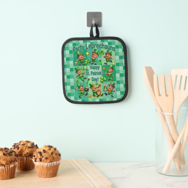 St. Patrick's Day Fun Adorable "Party Leprechauns" Pot Holder (Insitu(Hanging))