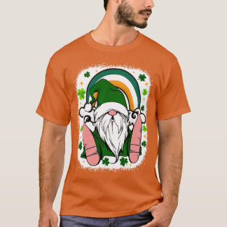 St Patricks Day Gnome Irish Rainbow Shamrock gnome T-Shirt