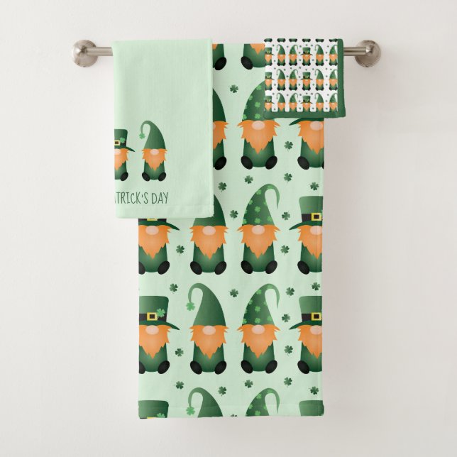St Patricks Day Gnome Pattern Bath Towel Set (Insitu)