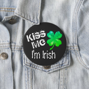 St. Patrick's Day Kiss Me I'm Irish Green Shamrock 10 Cm Round Badge