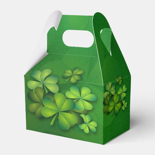 St. Patrick's Day Plate - Clovers/Shamrocks Favour Box (Front Side)