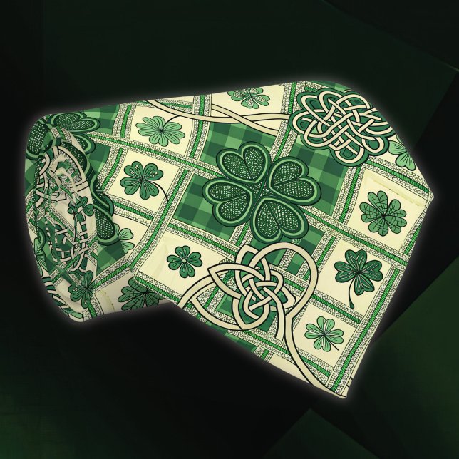  St Patrick's Shamrocks n Intertwined Celtic Knots Tie (Creator Uploaded)