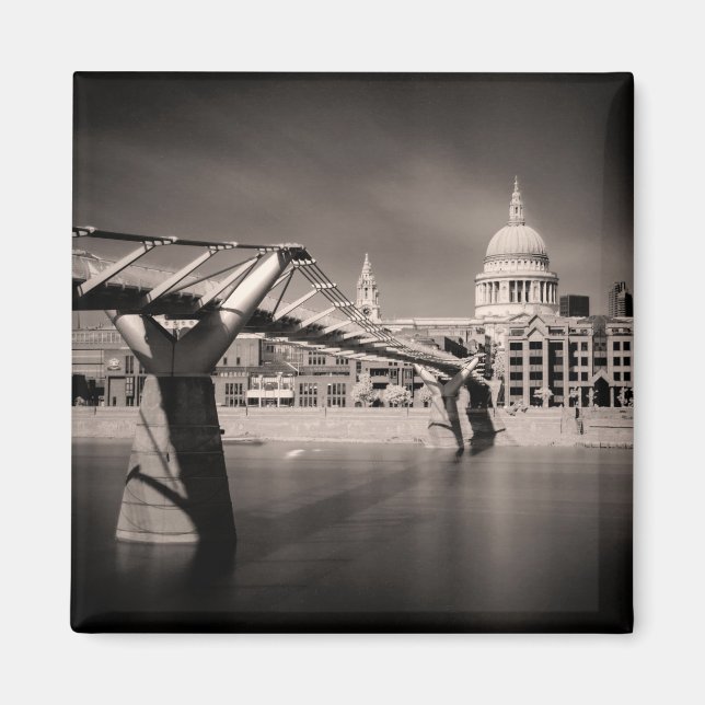 St Paul's Cathedral Square Magnet Black & White (Front)