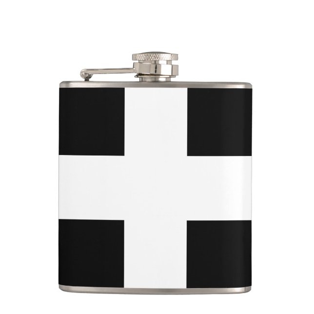 St. Piran’s flag / flag of Cornwall Hip Flask (Front)