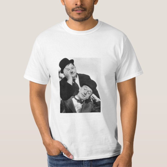 "Stan Laurel and Oliver Hardy: Comedy Legends in ' T-Shirt (Front)