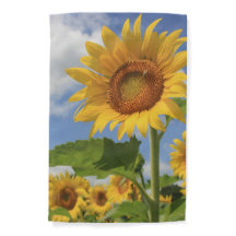 Stand-Out Sunflower Garden Flag