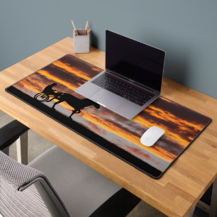 Standardbred Trotting Racehorse Desk Mat