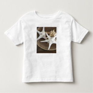 Starfish in a basket toddler T-Shirt