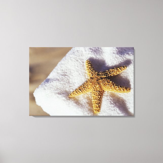 Starfish On A Towel Canvas Print (Front)