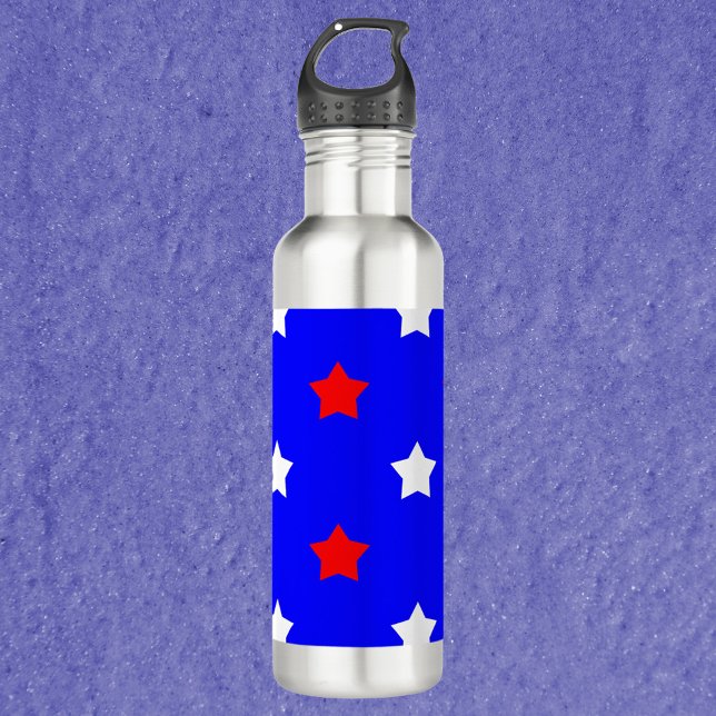 Stars Red White Pattern Blue Background 710 Ml Water Bottle (A water bottle with a pattern of red and white stars on a blue background)