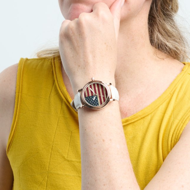 "Stars & Stripes Elegance: Women's Patriotic Flag  Watch (Wrist)