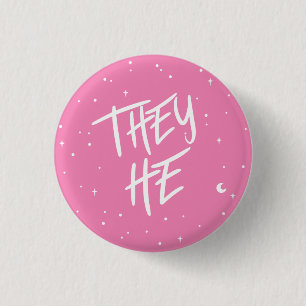 Stars They/He Pronouns in Pink 3 Cm Round Badge