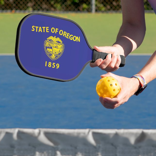 State Flag of Oregon, USA Pickleball Paddle (Insitu)