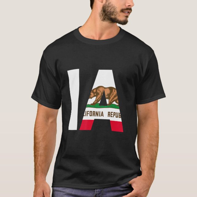 State of California Flag Iowa IA Cities and States T-Shirt (Front)
