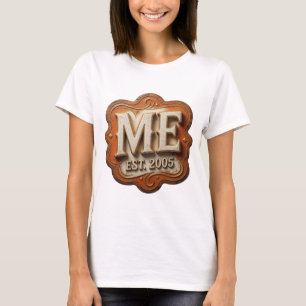 Statement Gold ME EST 2005 Graphic Design T-Shirt