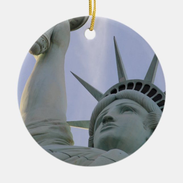 Statue of Liberty, New York Ceramic Tree Decoration (Front)