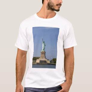 Statue of Liberty on Liberty Island in New T-Shirt